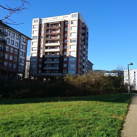 ベルメオApartamento Patxike Con Plaza De Garajeアパートメント エクステリア 写真